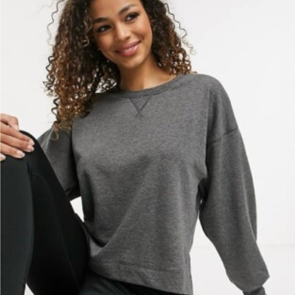 Nike Gray Crewneck Yoga Sweatshirt